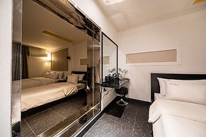 Uijeongbu Hotel The Fine