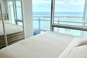 Luxury Condos at York Street