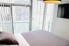 Luxury Condos at York Street