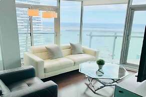 Luxury Condos at York Street