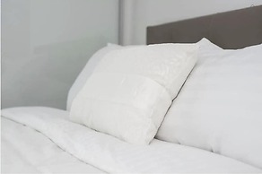 Luxury Condos at York Street