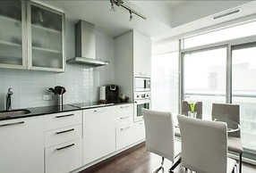 Luxury Condos at York Street