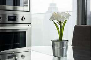 Luxury Condos at York Street