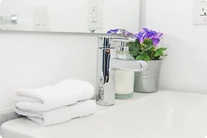 Luxury Condos at York Street