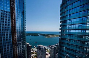 Luxury Condos at York Street