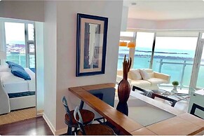 Luxury Condos at York Street