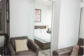 Luxury Condos at York Street