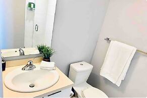 Luxury Condos at York Street