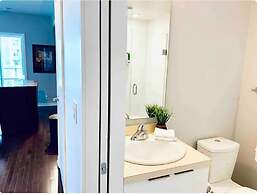 Luxury Condos at York Street