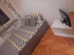 Chmielna Rooms Apartment