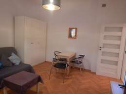 Chmielna Rooms Apartment