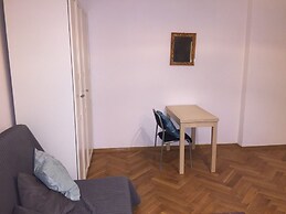 Chmielna Rooms Apartment