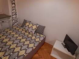 Chmielna Rooms Apartment