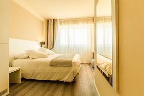 La Dolce Vita Hotel