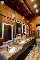 Western Camp Resort