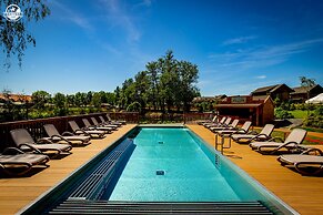 Western Camp Resort