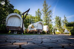 Western Camp Resort