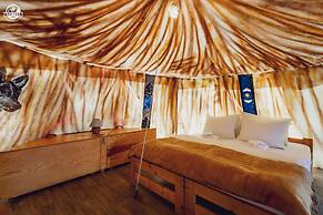 Western Camp Resort