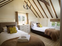 Higher Collaton Cottage