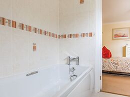 14a Courtenay Street