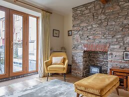 14a Courtenay Street