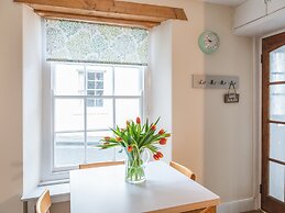 14a Courtenay Street