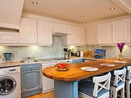 The Cottage, 13 Clarence Hill