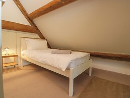 Kings Cottage - South