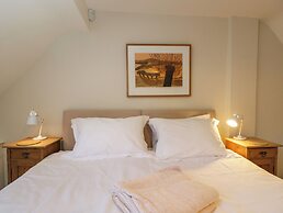 Kings Cottage - South