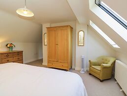 Kings Cottage - South