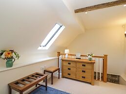 Kings Cottage - North