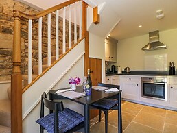 Kings Cottage - North