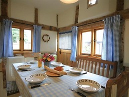 Whites Farm Barn