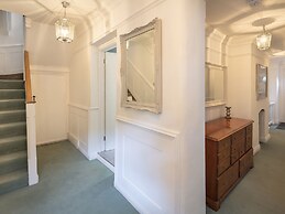 1 The Old Coach House