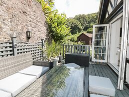 1 The Old Coach House