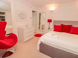 1 The Old Coach House