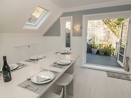 1 The Old Coach House