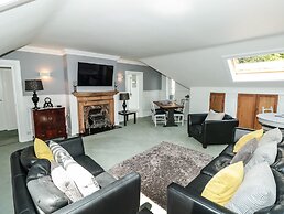 1 The Old Coach House