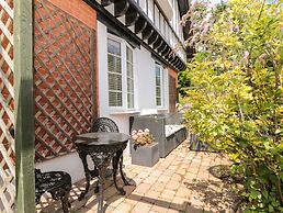 1 The Old Coach House