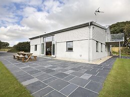 Moult Hill Barn