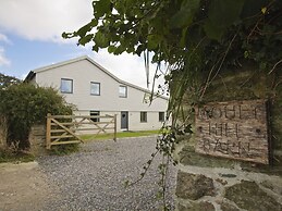 Moult Hill Barn