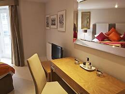 Diddly Squat, 43 Dart Marina