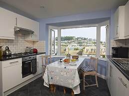 Moonrakers, Clarence Street