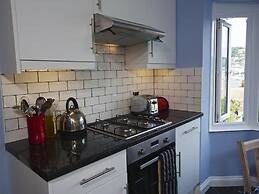 Moonrakers, Clarence Street