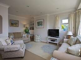 Moonrakers, Clarence Street