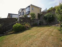 Moonrakers, Clarence Street