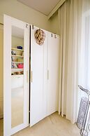 Beating Heart City Family Home Next to Beach