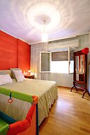 Beating Heart City Family Home Next to Beach