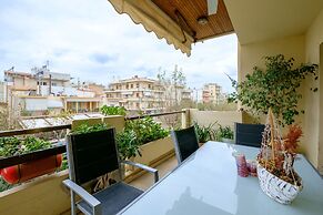 Beating Heart City Family Home Next to Beach