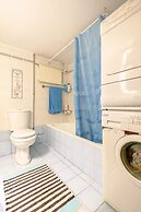 Beating Heart City Family Home Next to Beach